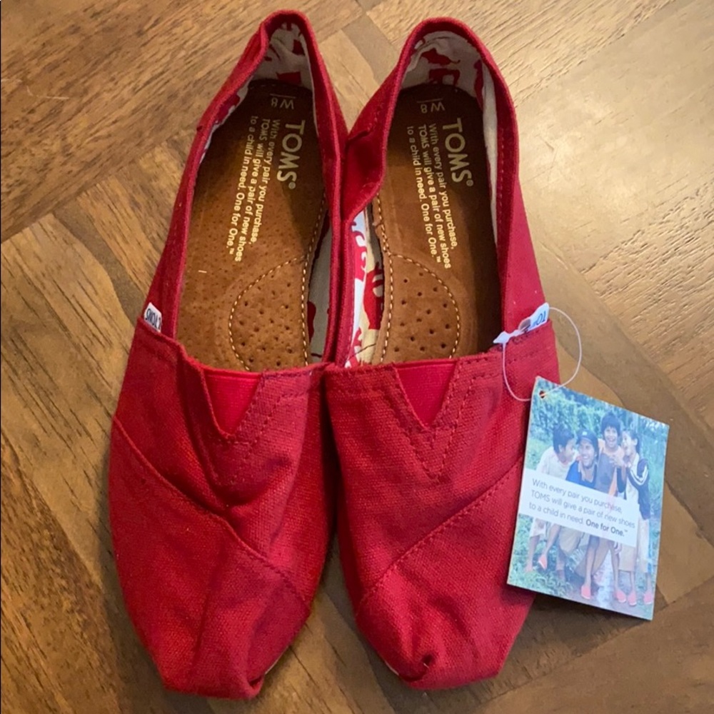 Red TOMS